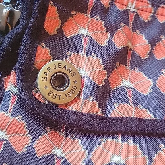 RARE GAP BAG - Picture 2 of 4